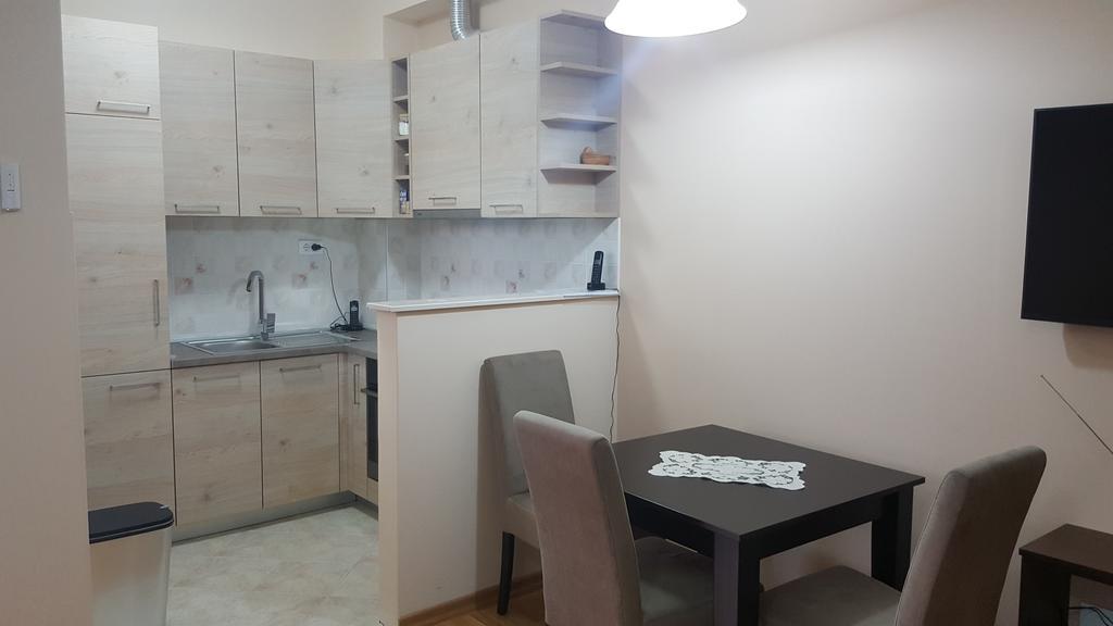 Nikolina Apartments โกตอร์ ภายนอก รูปภาพ
